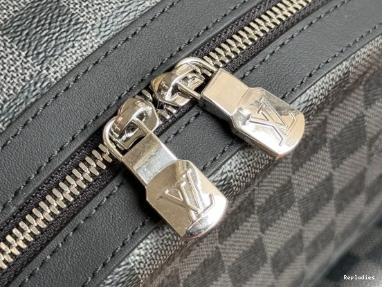 Cheap Backpack VUITTON Discovery PM LOUIS 0823